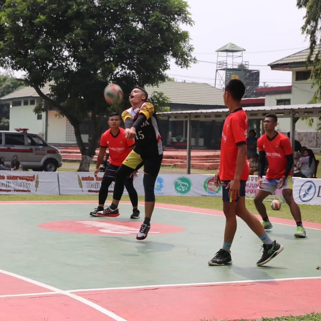 Jasa kontraktor lapangan voli profesional di Bandung Barat dengan standar nasional
